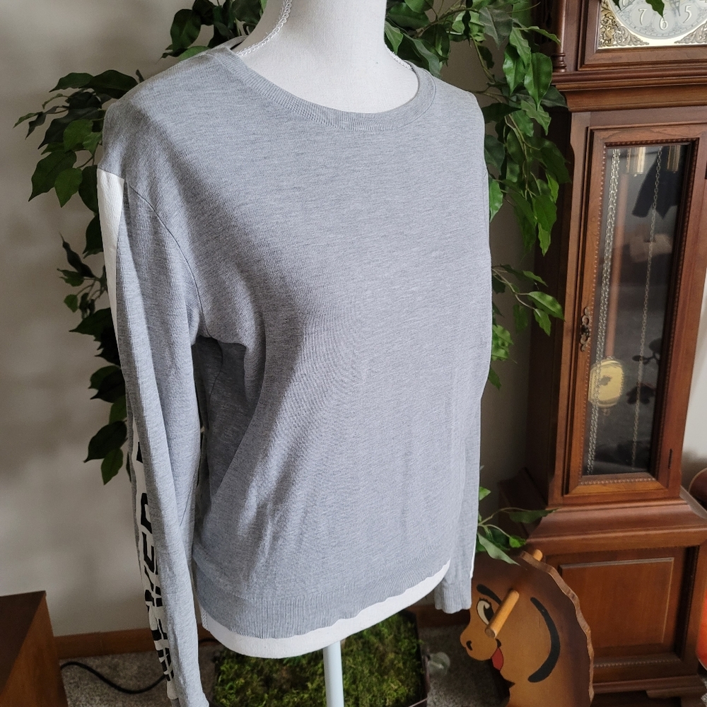 H&M sweater